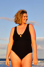 Crinkle Cut V-Neck One Piece with Ring BLACK