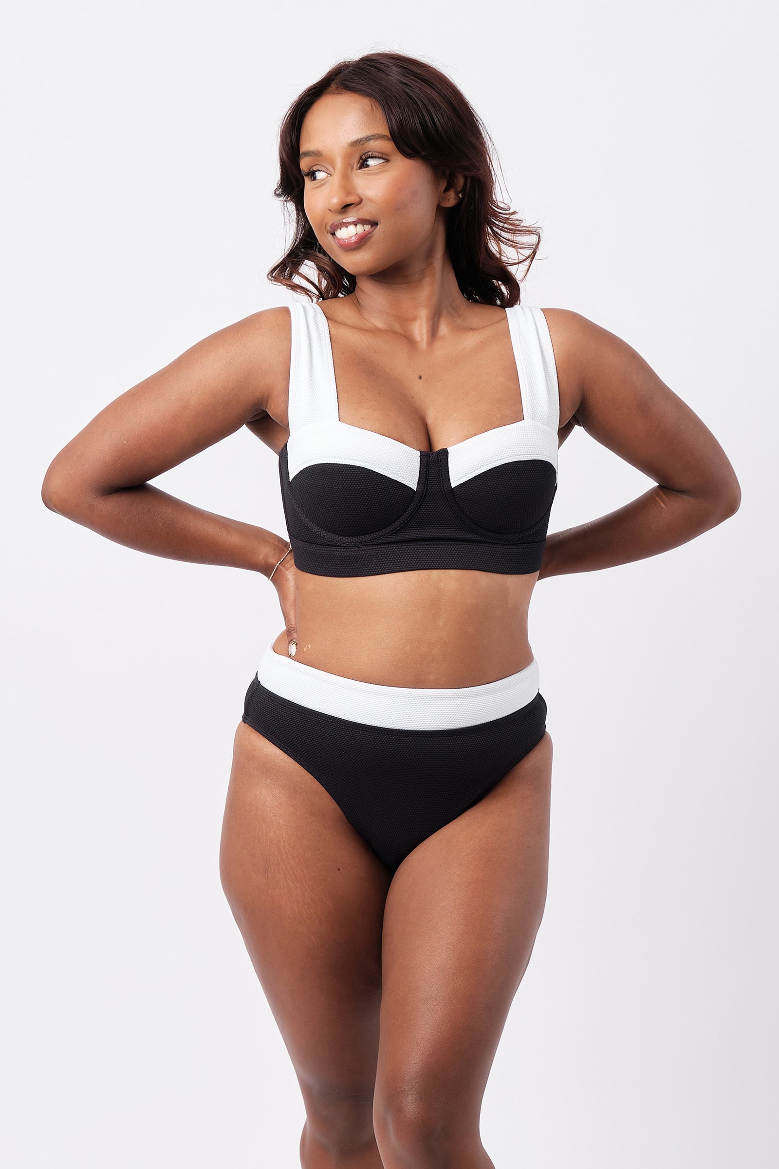 High-Cut High-Waisted Bikini Bottom MONOCHROME TEXTURE