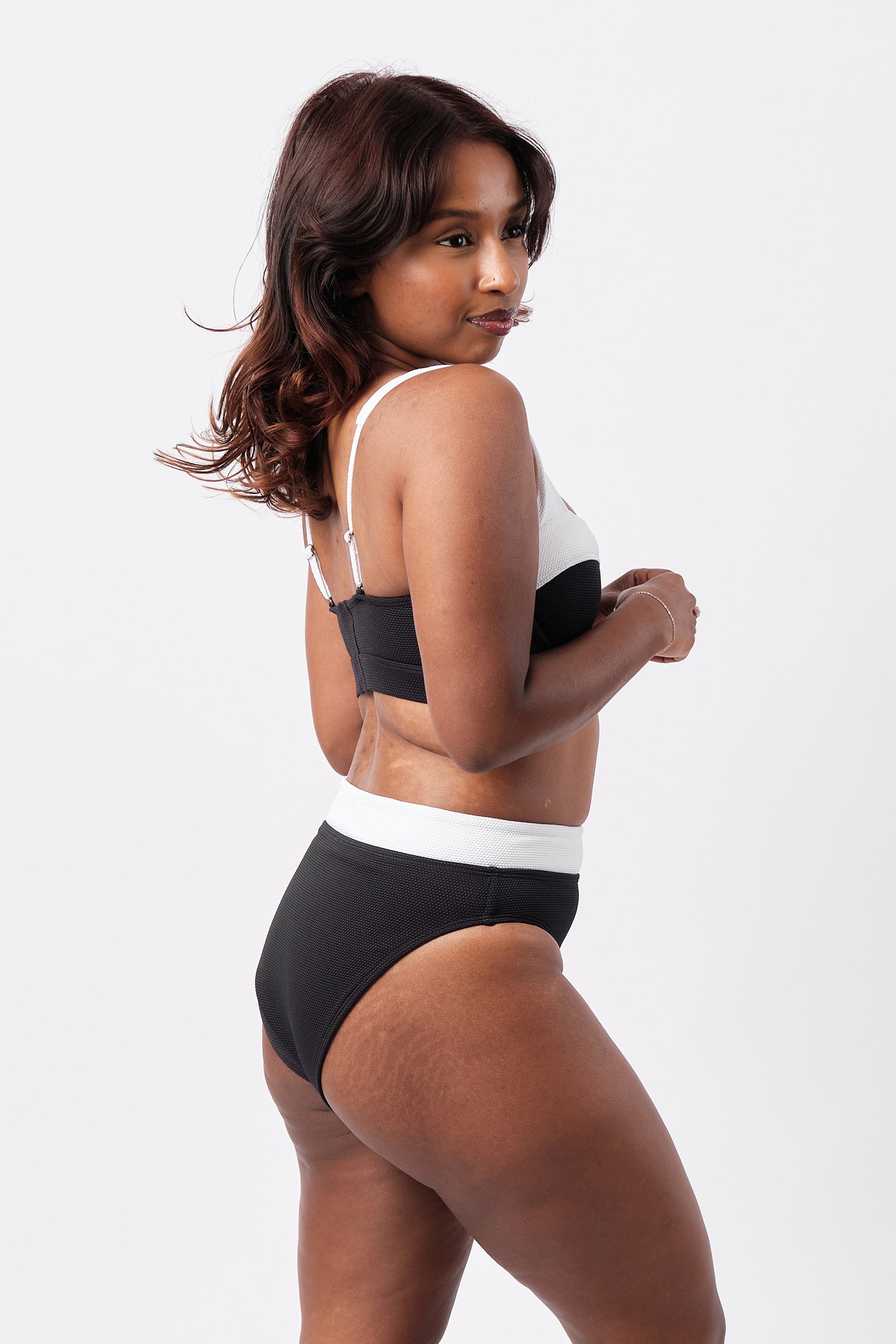 High-Cut High-Waisted Bikini Bottom MONOCHROME TEXTURE