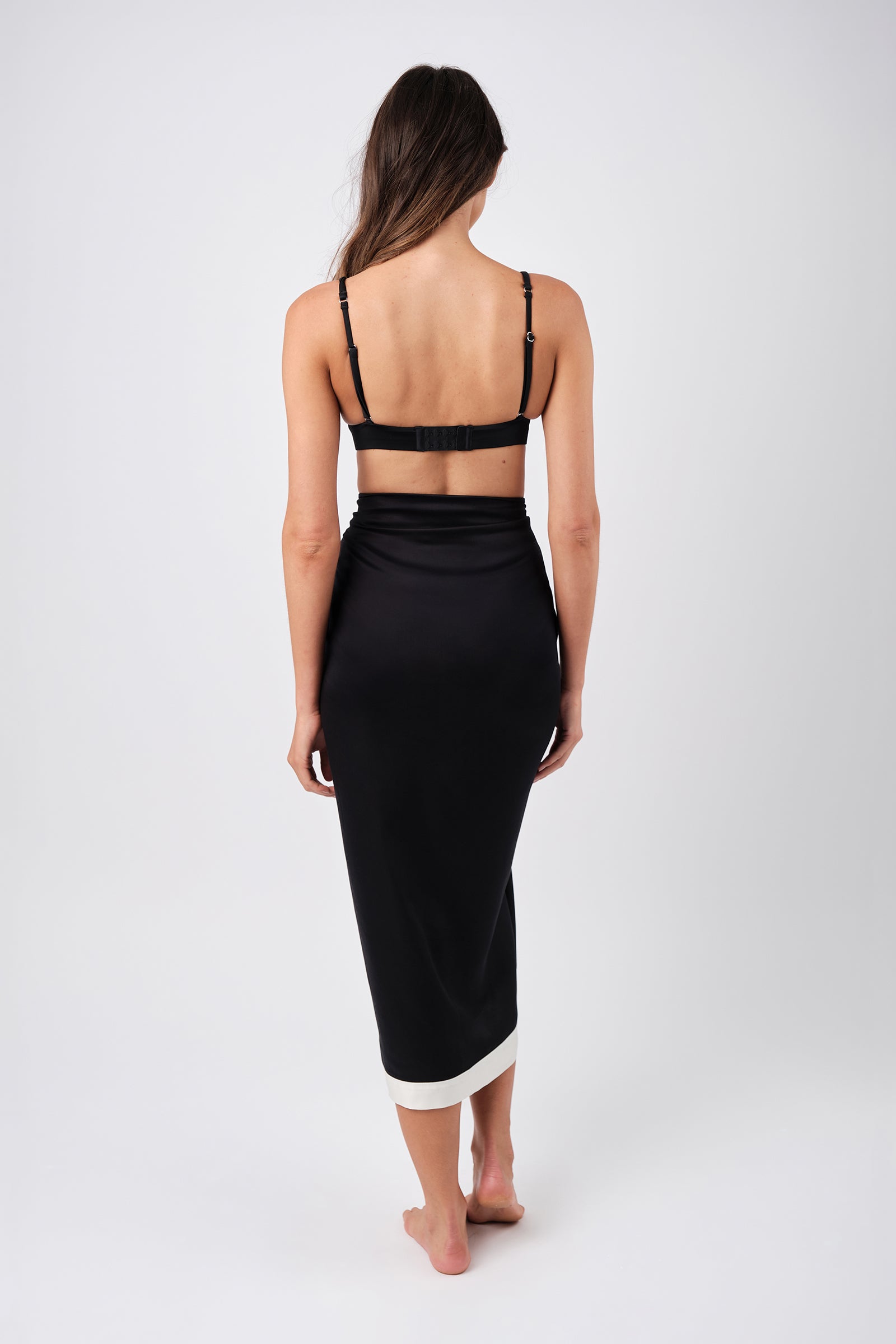 Sarong MONOCHROME