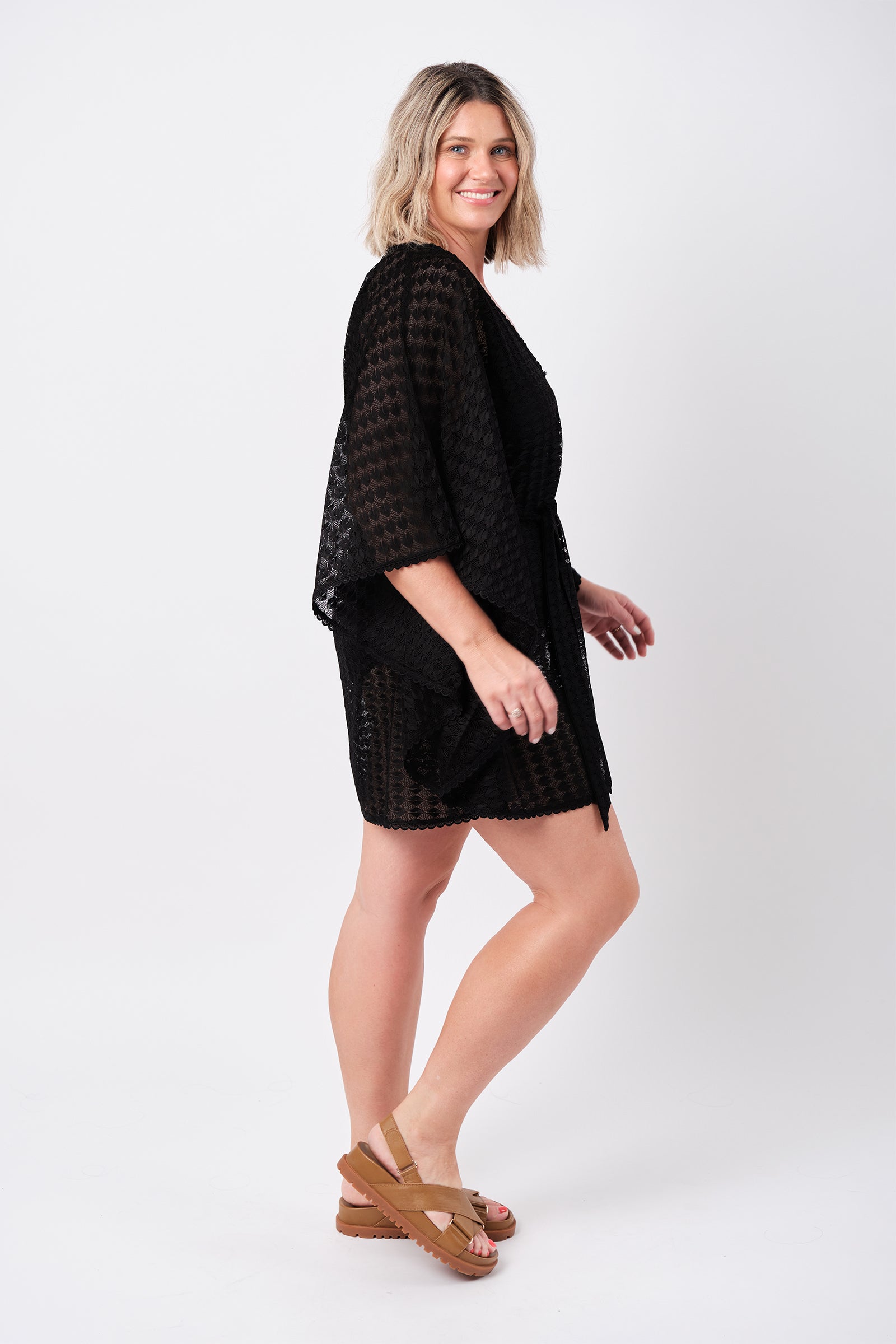 Scalloped Lace Kaftan BLACK