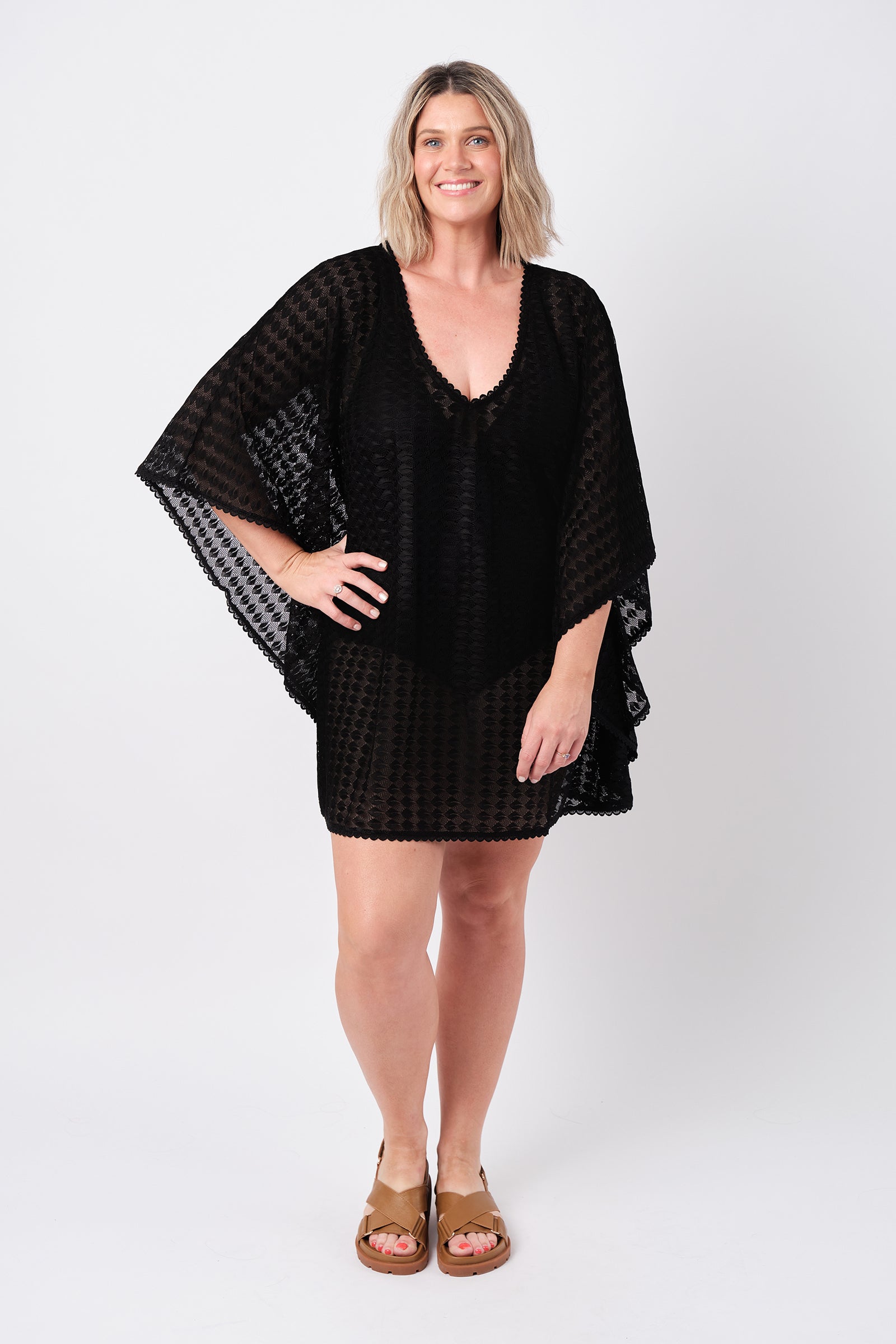 Scalloped Lace Kaftan BLACK
