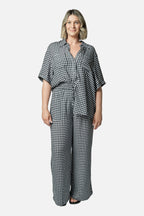 Short Sleeve Button-Up Shirt BLACK GINGHAM