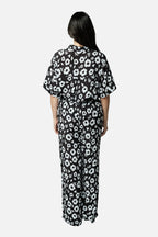 Short Sleeve Button-Up Shirt DAISY SILHOUETTE BLACK
