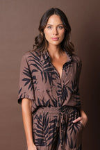 Short Sleeve Button-Up Shirt PALM SILHOUETTE CHOCOLATE